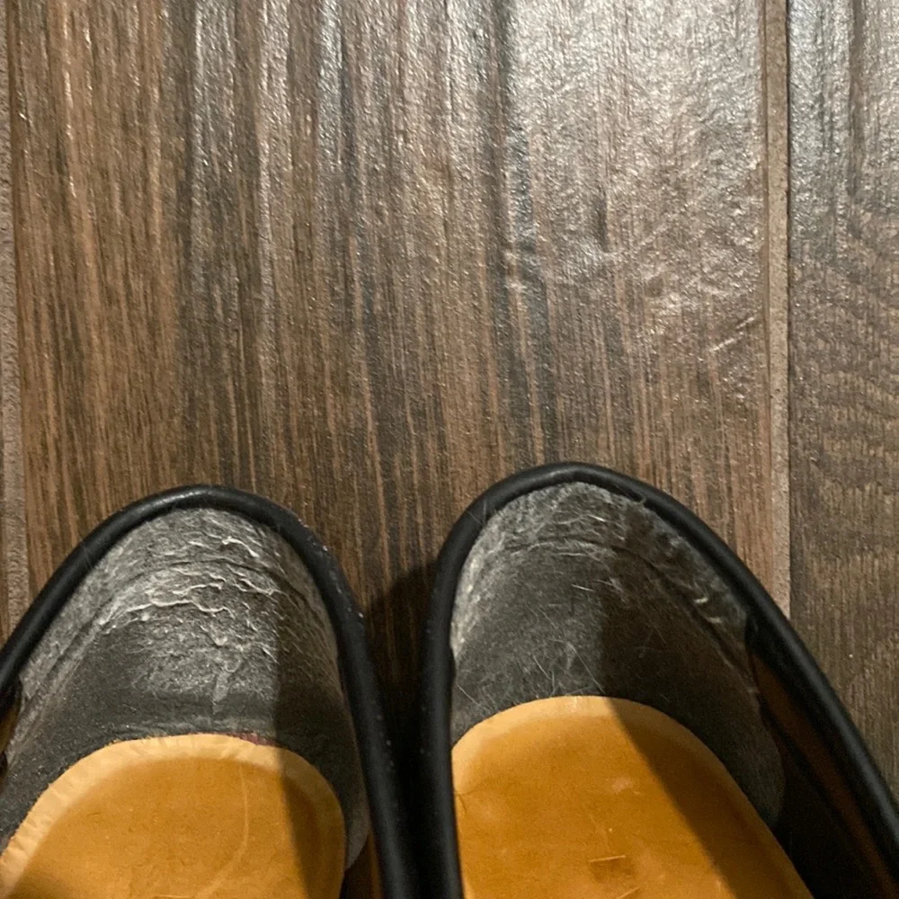 COPY - Everlane slip on semi pointy loafers
